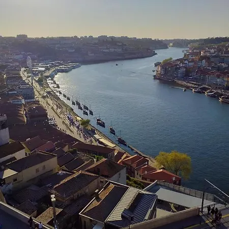 With 2 Bedrooms In Vila Nova De Gaia, With Wonderful Mountain View, Furnished Balcony And Wifi - 8 Km From The Beach Διαμέρισμα Βίλα Νόβα ντε Γκάια