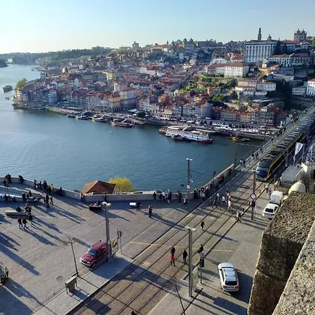 Διαμέρισμα With 2 Bedrooms In Vila Nova De Gaia, With Wonderful Mountain View, Furnished Balcony And Wifi - 8 Km From The Beach