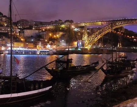 Διαμέρισμα With 2 Bedrooms In Vila Nova De Gaia, With Wonderful Mountain View, Furnished Balcony And Wifi - 8 Km From The Beach